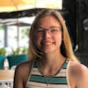 Meet your Posher, Lizzie